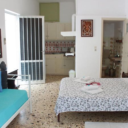 Aumkara Apartment Скала Ересу Екстериор снимка