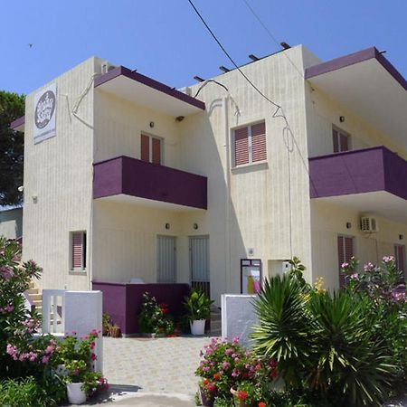 Aumkara Apartment Скала Ересу Екстериор снимка