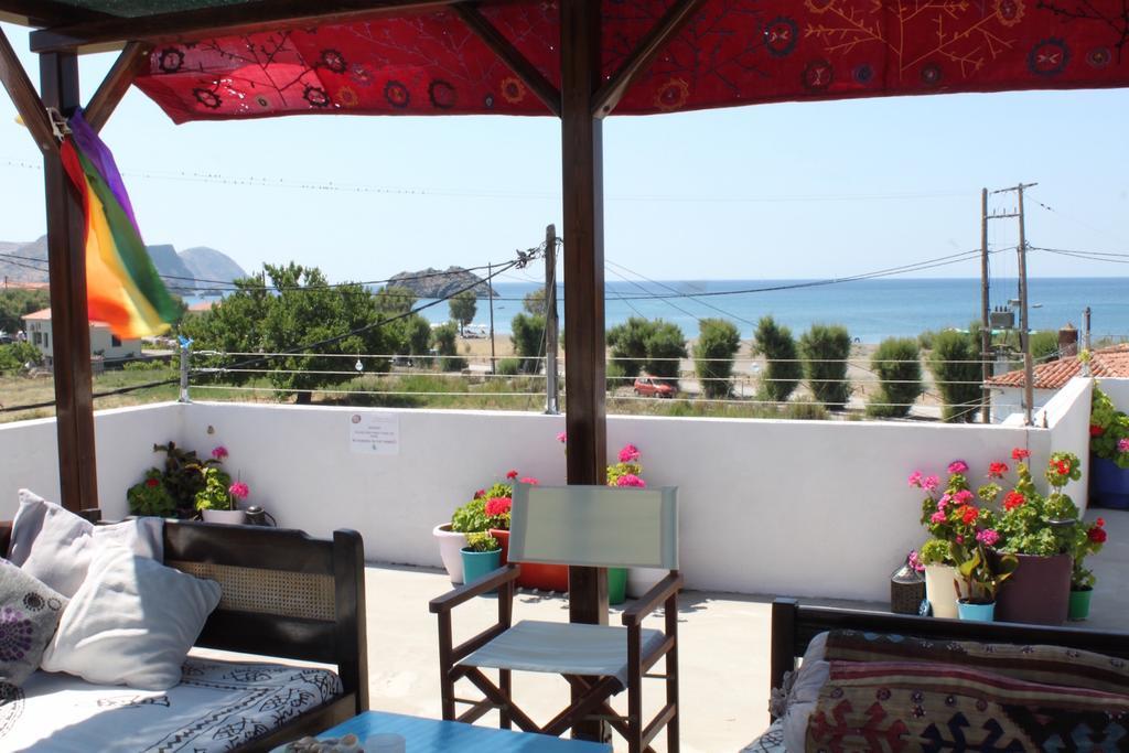 Aumkara Apartment Скала Ересу Екстериор снимка